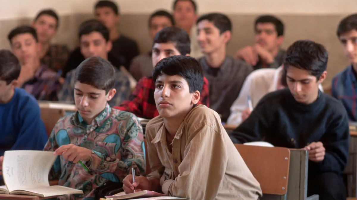 گزارشی از مدرسه‌ـ‌آموزشگاه‌ها